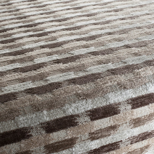 CA1854_020