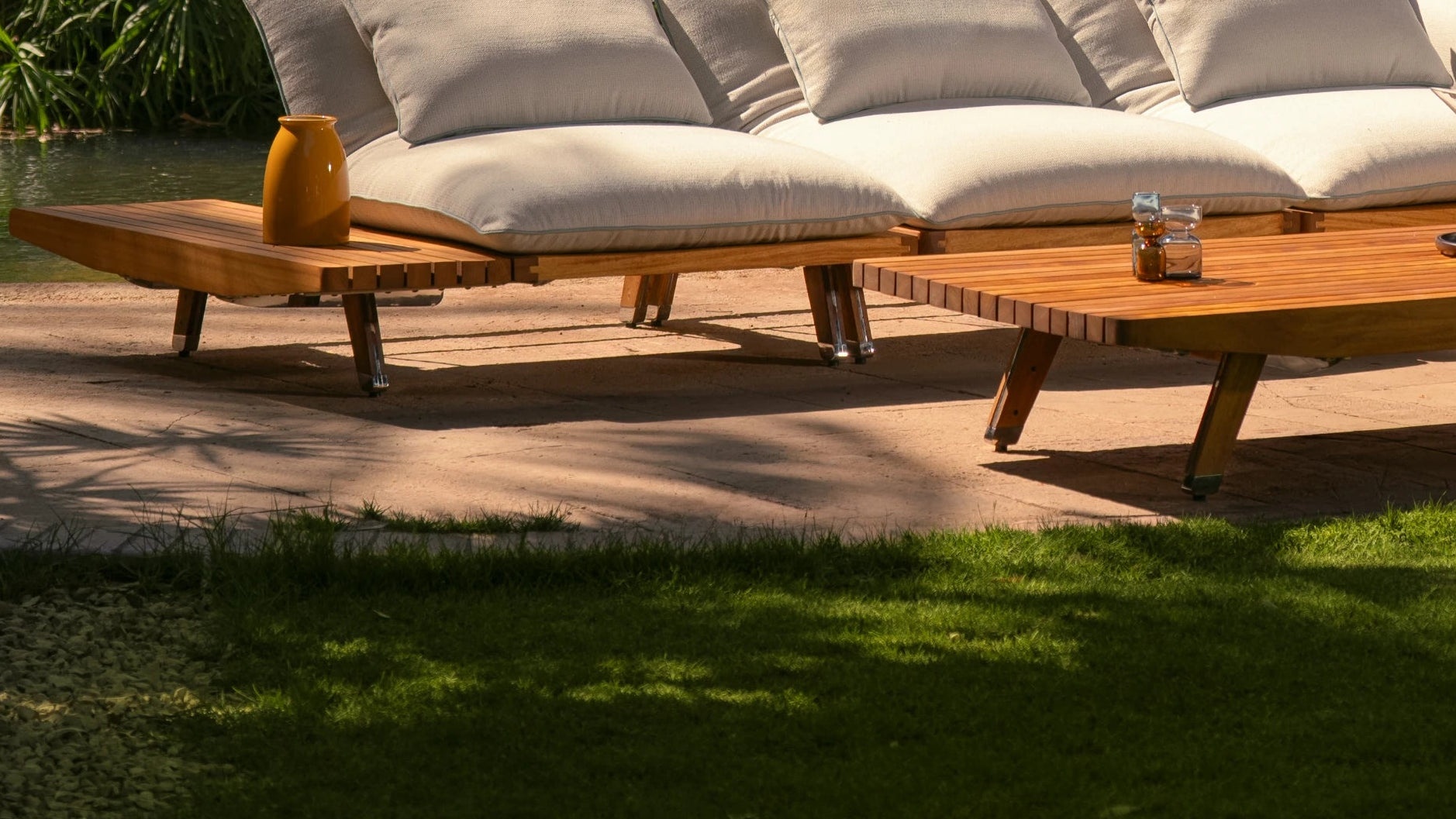 Teak &amp; Stainless Steel Base